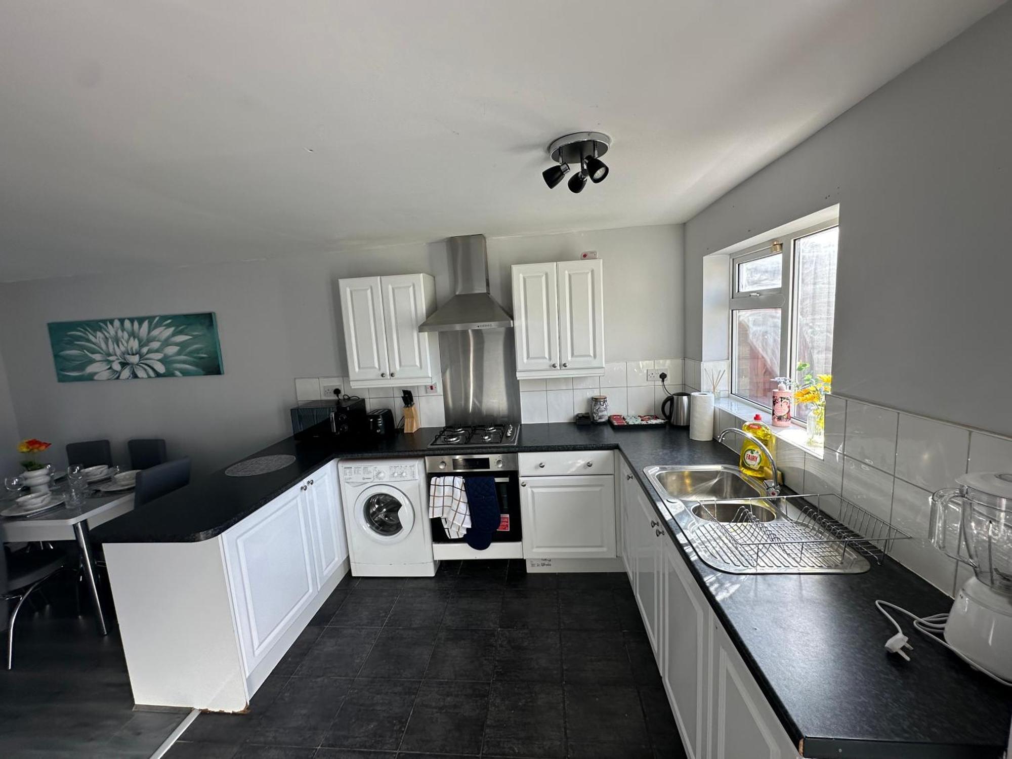 A Charming 3 Bed Home Next To Nec And Birmingham International Airport Marston Green ภายนอก รูปภาพ