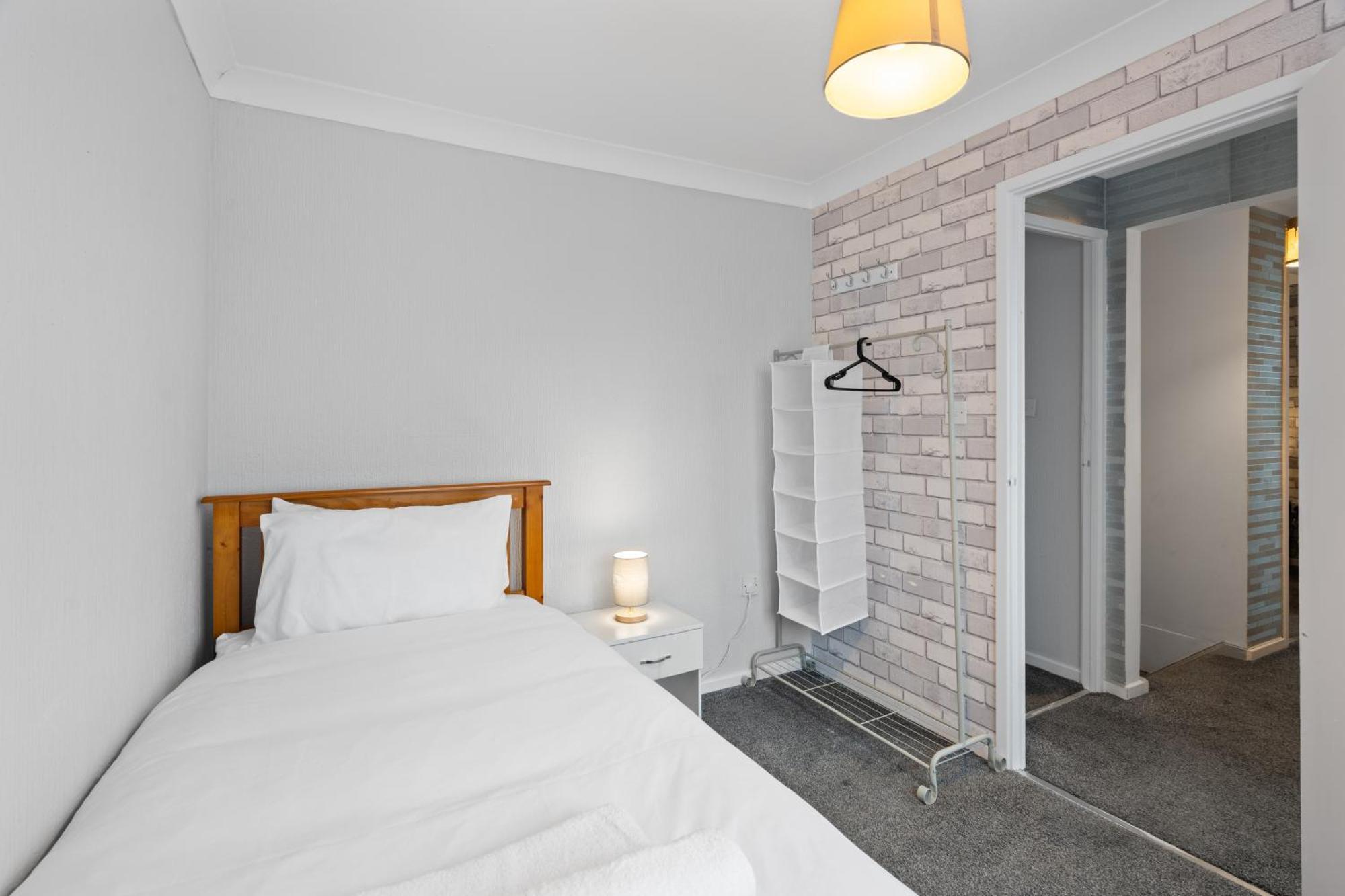A Charming 3 Bed Home Next To Nec And Birmingham International Airport Marston Green ภายนอก รูปภาพ