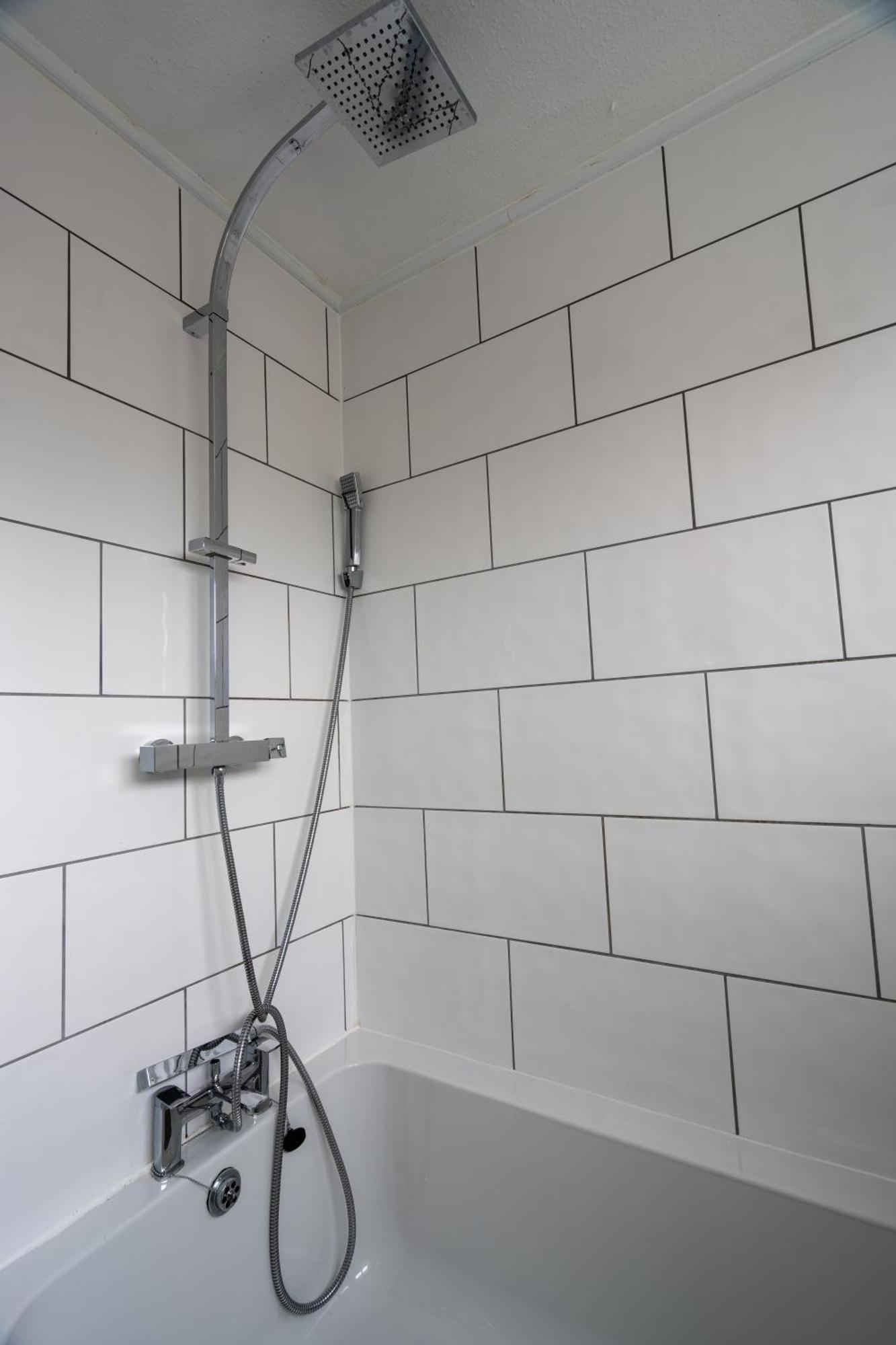 A Charming 3 Bed Home Next To Nec And Birmingham International Airport Marston Green ภายนอก รูปภาพ